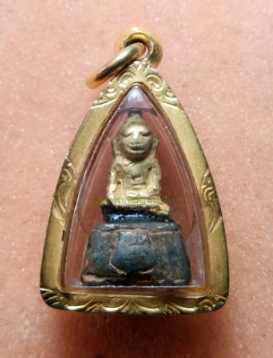 พระยอดธง เนื้อทองคำฐานเงิน 