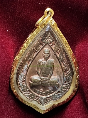 หลวงปู่โต๊ะ วัดประดู่ฉิมพลี พิมพ์พัดยศใหญ่ เนื้อทองแดง กรุงเทพฯ