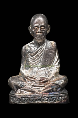 รูปเหมือนปั๊มรุ่นแรกเทพประทานพร หลวงพ่อคูณ วัดบ้านไร่ ปี2536 เนื้อเงิน