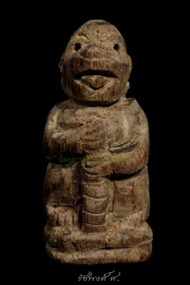 ลิงจับหลักมหามงคล97 หลวงพ่อฟู วัดบางสมัคร จังหวัดฉะเชิงเทรา ปี2561 แกะจากไม้สักทองฝังหมุดทองคำ