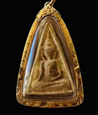 นางพญาหลวงพ่อเผือก